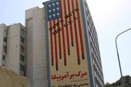 Šta je sa Iranam smrću u Americi Chant?