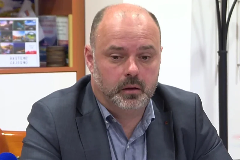 Marko Simeunović, vozač načelnika Višegrada optužen za napad na Bahrudina Gušu!