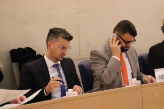 MINISTAR VOLI SAMO LUKSUZNO: Hurtić i ekipa u najskupljim hotelima o trošku države!