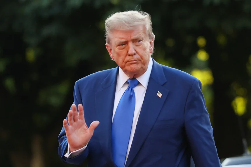 Trump stigao u Nizozemsku na summit NATO-a