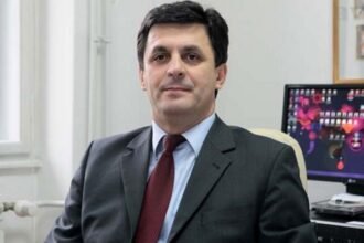 SENADIN LAVIĆ O KULTURNOJ FORMI I SIMBOLIMA ZLA: ‘Uništen je koncept ‘javnog dobra’ i ‘općeg interesa’, na njihovo mjesto je razulareni neoliberalni trumpizam postavio pljačku, otimačinu, pohlepu…’