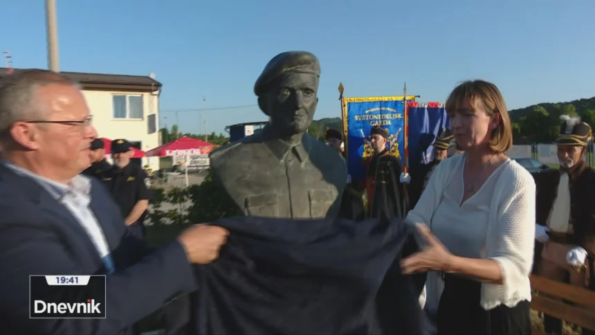 U Klokočevcu otkrivena bista Branku Bošnjaku