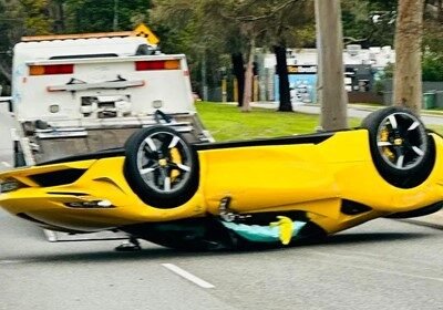 Kakva šteta: Više od milijun dolara vrijedan Ferrari SF90 Stradale prodaje se za “siću”