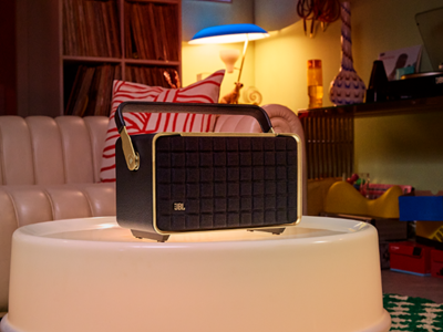 JBL Authentics 300 donosi retro šarm i suvremeni zvuk u jednom paketu