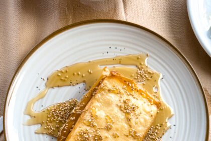 Dunjin savršeni recept za feta saganaki podseća nas na more