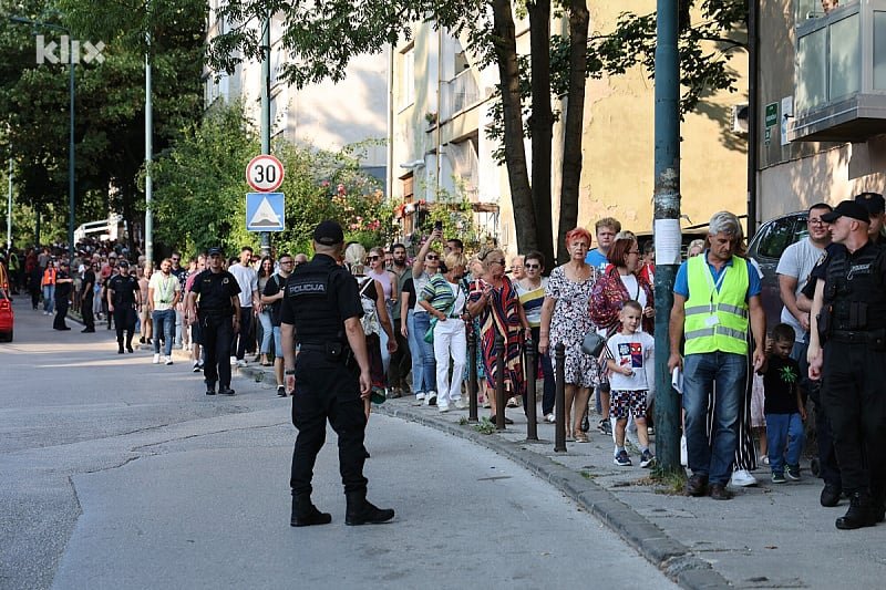 Stanovnici Višnjika u Sarajevu protestima iskazali negodovanje zbog Metadonskog centra: Tražimo dislociranje