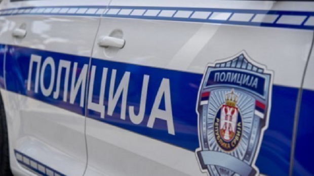 PU Kruševac: Netačne vesti o društvenim mrežama o kombiju iz koje djeca nude slatkiše