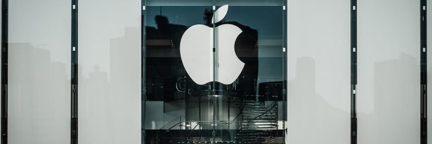 Apple gura gotovo 30 sigurnosnih ispravki u mobilnom ažuriranju