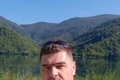 Demobilisani borac i otac dvoje djece treba pomoć kako bi mu se spasila noga
