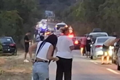 Težak sudar kod Stoca, vatrogasci izvlačili osobu iz smrskanog automobila
