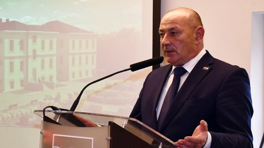 Medved: Nije Hrvatska protjerala srpsko stanovništvo