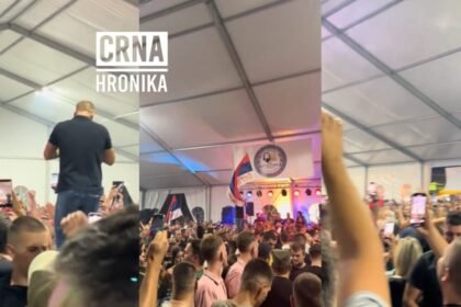 Drama na Manjači: Djevojka izbola mladića, okupljanje prekinuto