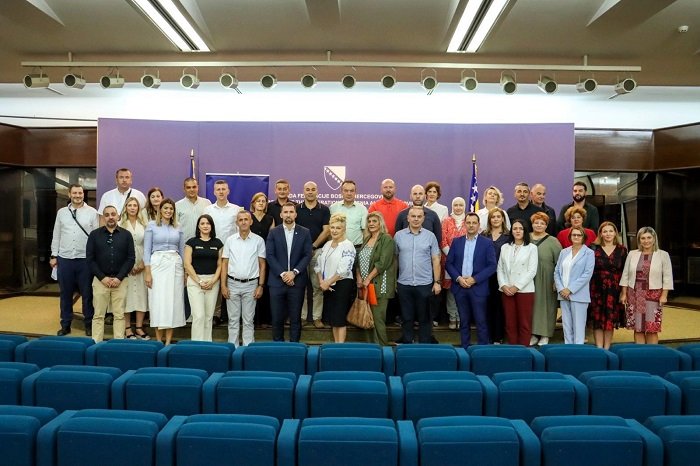Centrima za socijalni rad 1,4 miliona KM za jačanje kadrovskih kapaciteta i brže rješavanje zahtjeva