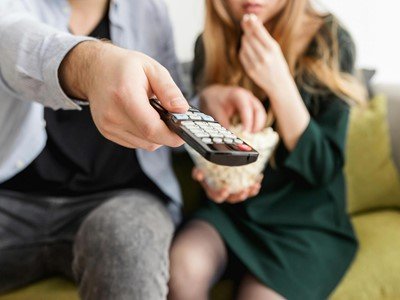 Cinexplore – mobilni vodič kroz svijet filmova i serija s podrškom za Trakt