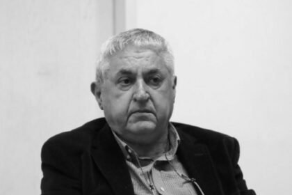 Preminuo je novinar Milan Ivkošić