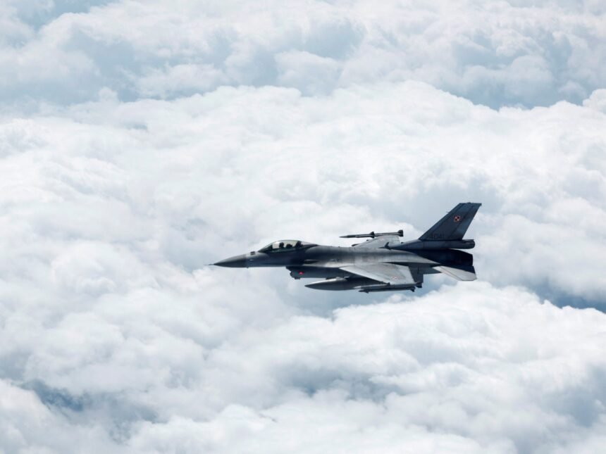 Pilot poljske vojske ubijen kao mlazni sudari F-16 tokom pripreme aviona
