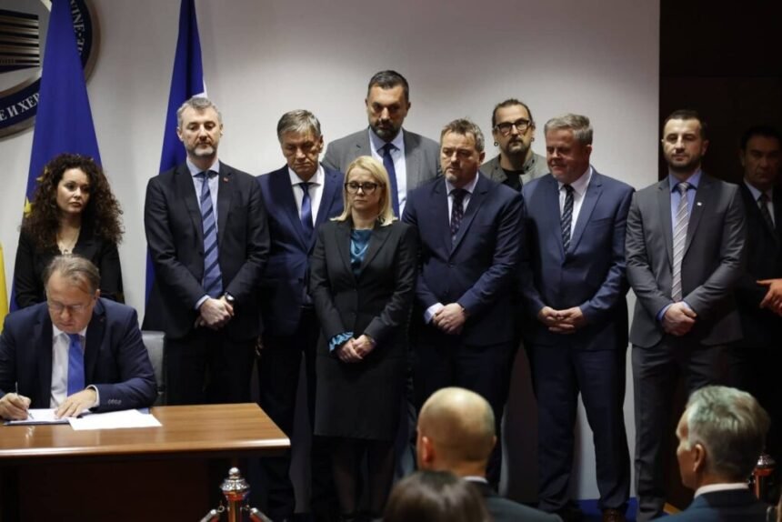 Stranka za BiH: Ne zanima nas vlast s NiP-om