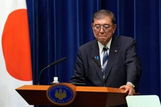 Japanski premijer podnio ostavku, poraz njegove stranke na izborima u julu predstavljao je veliki  teret