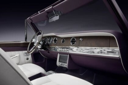 Električni Rolls-Royce Corniche s analognim komandama: spoj luksuza, tradicije i moderne tehnologije