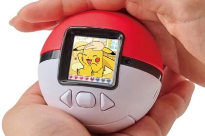Poké Ball je igračka u stilu Tamagotchija s Pokémonima koje možete maziti