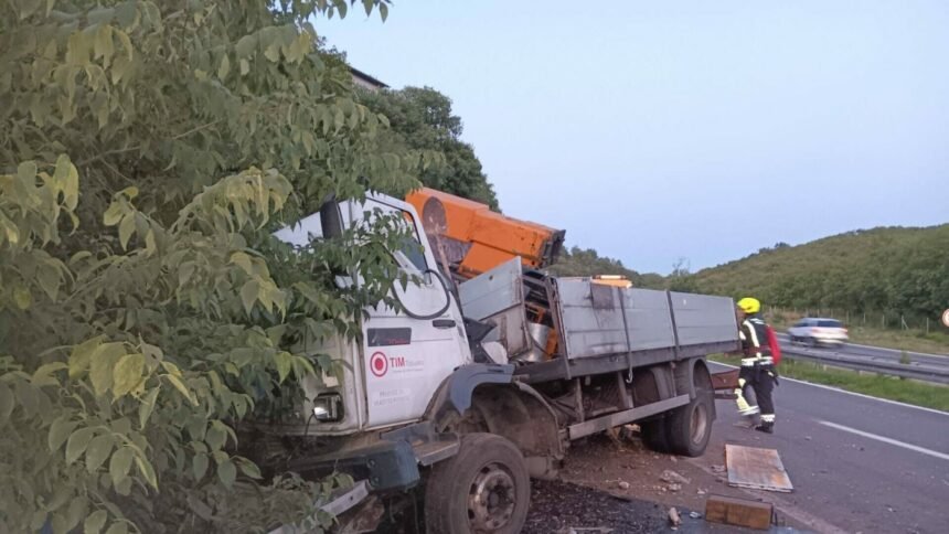 Tragedija na autocesti! Jedna osoba stradala u prometnoj nesreći