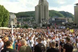 Protest u Užicu – blokiran autoput, potrebno je izdanje devet zatočenika