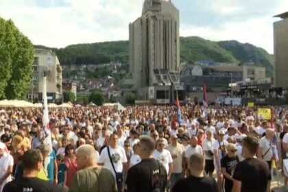 Protest u Užicu – blokiran autoput, potrebno je izdanje devet zatočenika