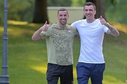 Mandžukić u Šahtaru! Oduševio starog suigrača iz Madrida i u zagrljaju držao Darija Srnu