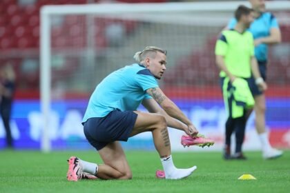 Chelsea ga je platio 100 miliona eura, a sada se prebacio s nogometa na atletiku i želi na olimpijske igre