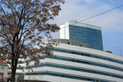 BUDŽET ILI PRORAČUN, SASVIM JE SVEJEDNO: Izgubljen u procedurama, a država…