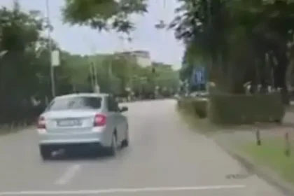 Banjaluka: Vozač Škode prošao kroz crveno, zamalo izazvao sudar i udario pješaka
