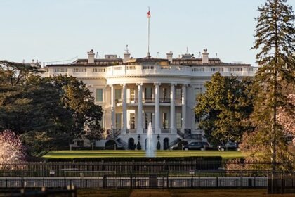Američki trgovački karoserija poziva Washingtonu za rezanje cyber birokra