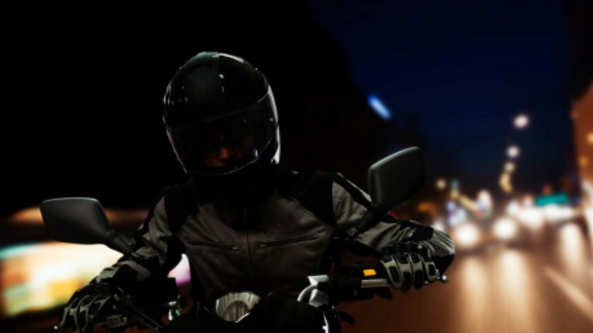 U teškoj prometnoj nesreći poginuo motociklist