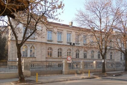 Protest učenika gimnazije “Stevan Srimac” u Nišu, traže povratak nastavnika koji nisu proširili ugovor