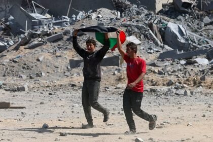 Od početka primirja blizu 200.000 Palestinaca se vratilo svojim domovima na sjeveru Gaze