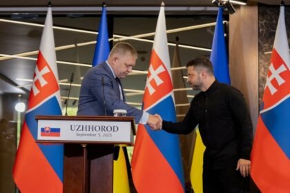 Zelenski održao sastanak s premijerom koji ga često kritizira: “Nitko ne može sjediti skrštenih ruku”