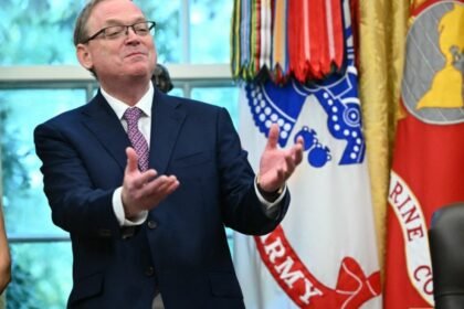 Bijela kuća prijeti masovnim otpuštanjima usred produbljuju gašenjem američke vlade