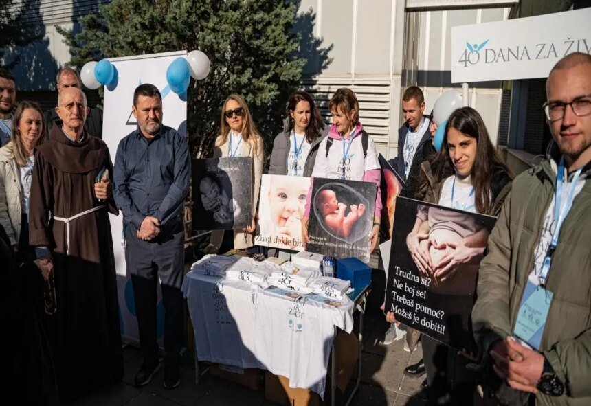 ZAHTJEVI BEZ ODGOVORA: Zašto institucije šute na zahtjeve za zabranu kampanje “40 dana za život”?