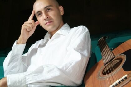 NAŠ MUZIČAR JE NEKAD IZVJEŠTAVAO IZ RATA, A NJEGOV SIN JE DANAS POZNATI PJEVAČ: Evo o kome je riječ