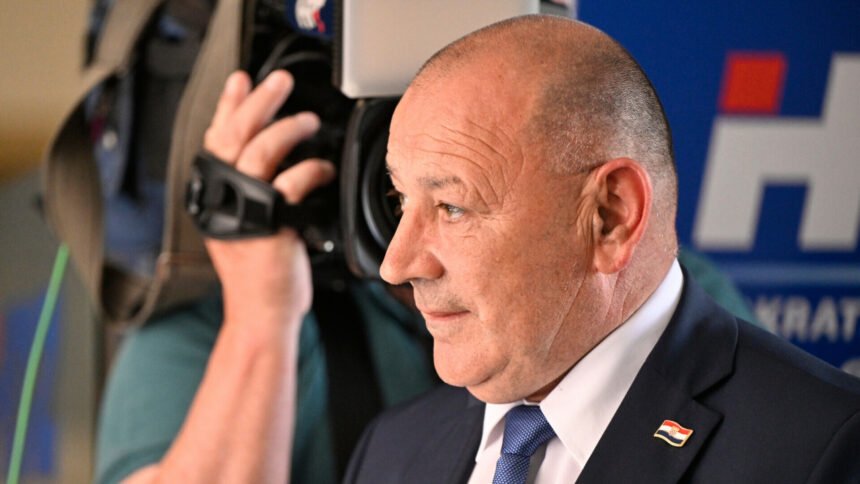 Medved okupio branitelje: “Nedopustiv je svaki oblik nasilja i govora mržnje”