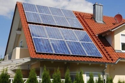 SVE SE MIJENJA IZ TEMELJA: Za ugradnju solarnih panela na kuće više neće biti potrebna…