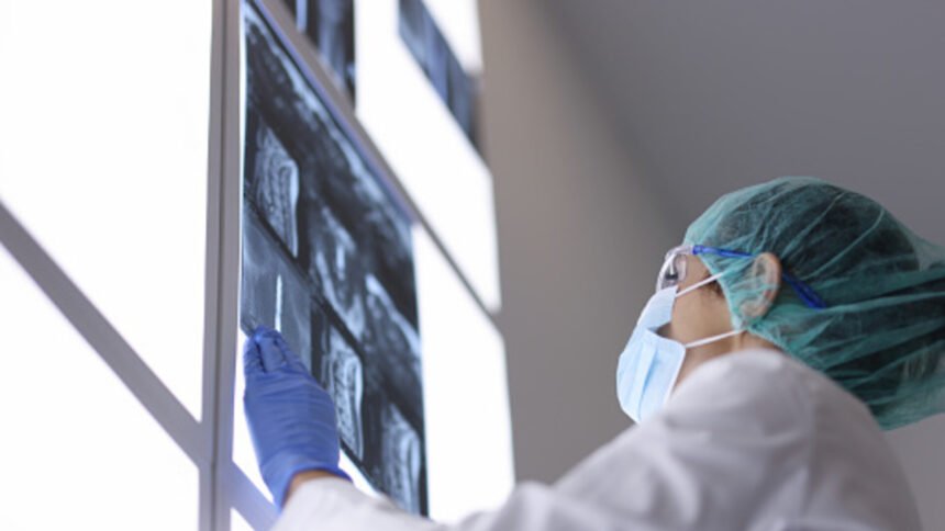 Dječak došao u bolnicu zbog bolova u trbuhu: Liječnici ostali u šoku kad su vidjeli rendgen