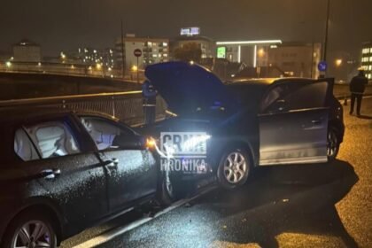 Težak sudar na Stupu: Pijan vozio u kontra pravcu pa se zabio u policijskog presretača