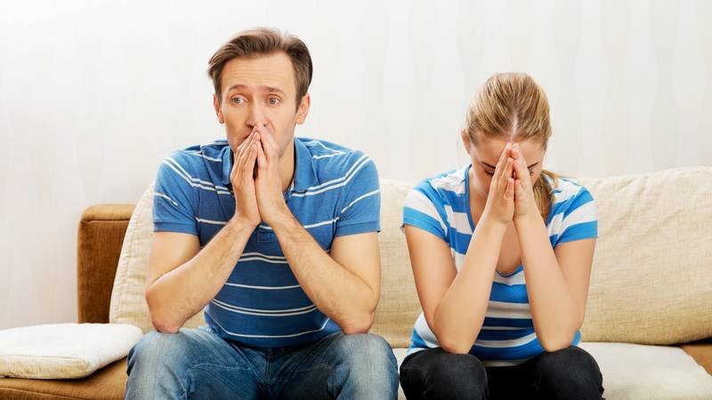 Prvi znakovi: Evo kako se svaki znak Zodijaka počne ponašati kada postane nesretan u vezi