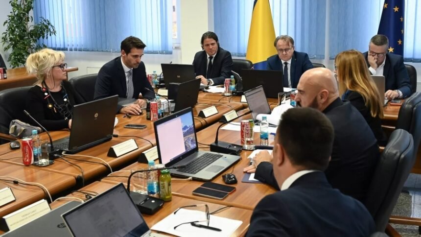 TROJKA SA ČOVIĆEM TRGOVALA POZICIJAMA: Vlada FBiH nadzorne i upravne odbore kompanija i institucija popunila novim kadrovima