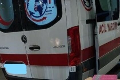 FOTO Nakrcao vozilo hitne pomoći, pa krenuo preko granice: Carinike šokiralo što je utrpao u prostor za pacijente