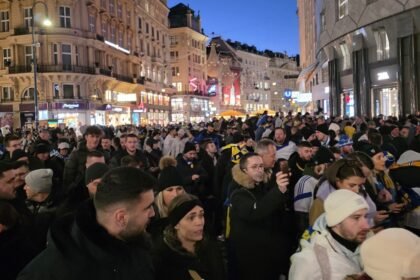 Hiljade navijača BiH krenulo u korteu prema stadionu u Beču