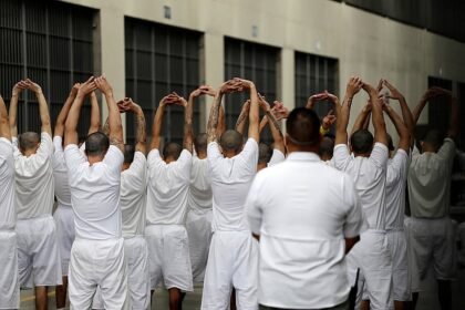 Predsjednik El Salvadora objavio snimak kako se država ophodi prema dilerima i mafijašima, odgovorio mu i Musk