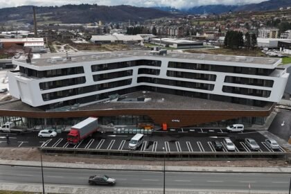 Najbogatiji bh. mesar izgradio impresivnu zgradu i promijenio vizuru grada