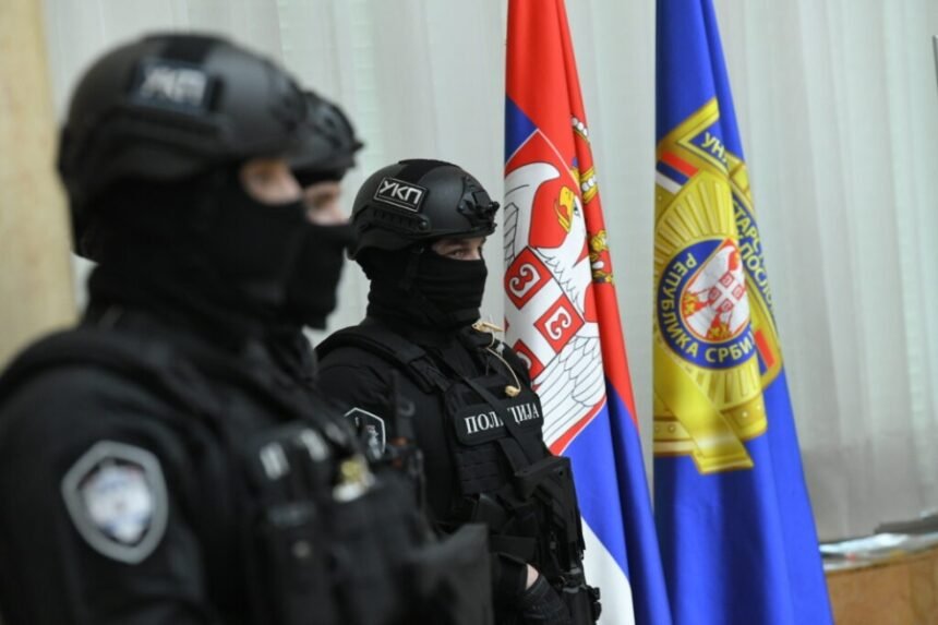 EVO KO JE ŽENA KOJA JE NAPADNUTA JUČER: Maskirani muškarci je isjekli nožem i ošišali